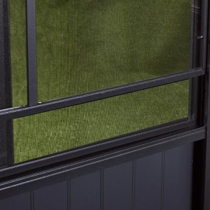 Komarniki na paviljonu